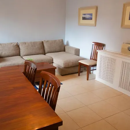 Custom House Square Aparthotel *